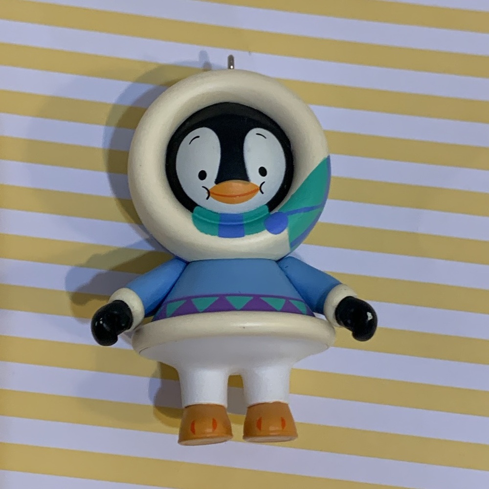 frosty and Friends 2011 polar penguin Hallmark